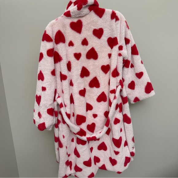 VICTORIA'S SECRET
Faux Fur Robe size XS - Picture 4 of 7